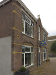 907229 Gezicht op de voorgevel van de voormalige wasserij 'Aurora' (Koningsweg 108) te Utrecht, die verbouwd wordt voor ...